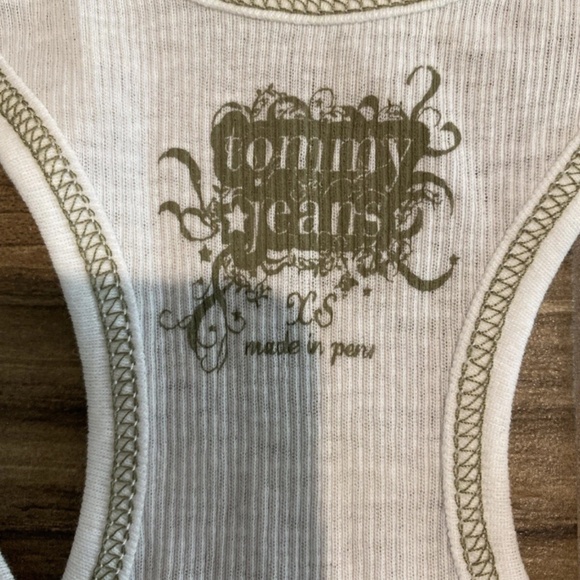 Tommy Hilfiger Jeans Womens Extra Small Shirt White Tank Top NWT XS - Picture 3 of 4